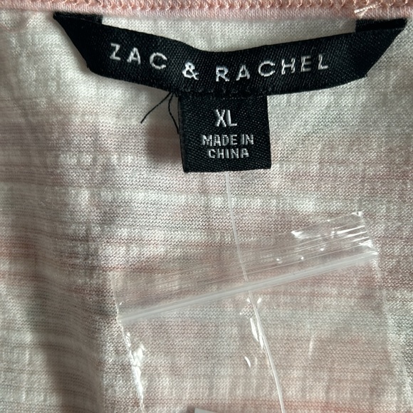 Zac & Rachel  multi colored “pucker knit” top. Size XL. NWT. - Picture 9 of 11